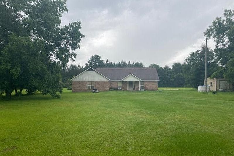 1st image of 8953 Three Notch Rd