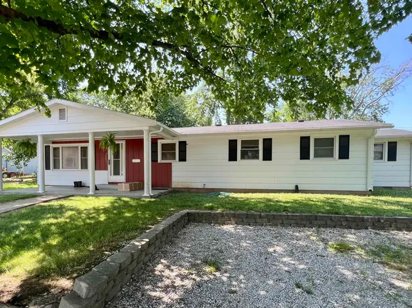 1107 W Warren St, Mitchell, IN 47446