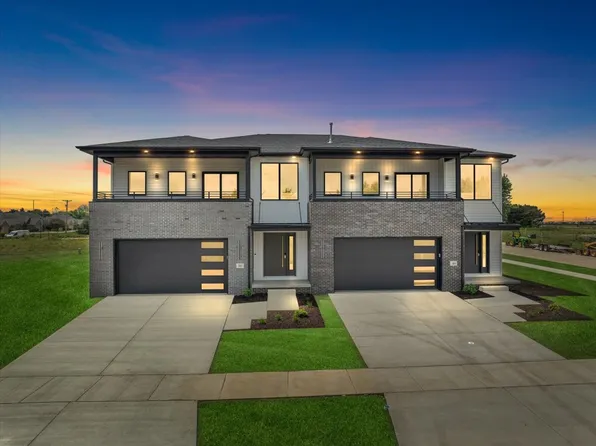 385 Larkspur Ln, Normal, IL 61761