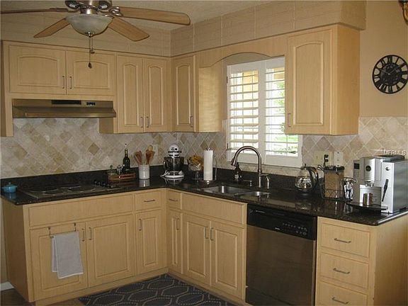 4th image of 958 San Salvador Dr