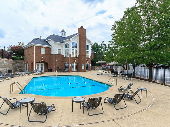 5th image of 1151 Mill Crossing Dr APT 305