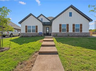 936 Gallant Fox Rd, Hewitt, TX 76643