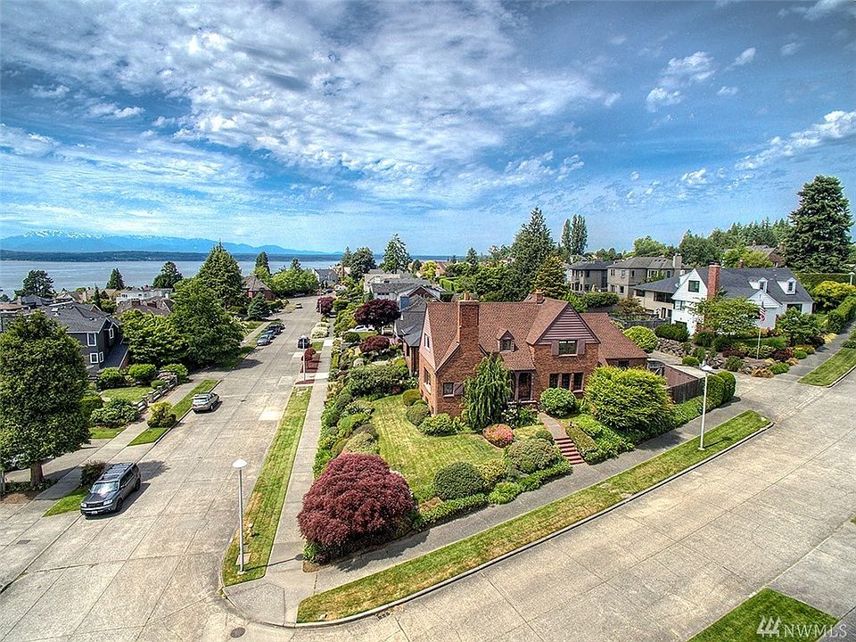 1st image of 3818 W Parkmont Pl