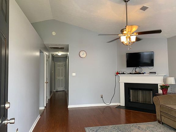 5th image of 2145 Curtiswood Dr
