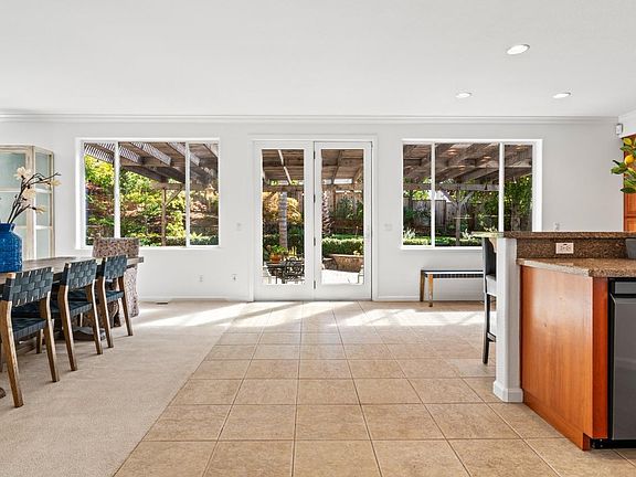 3rd image of 5888 Mountain Hawk Drive