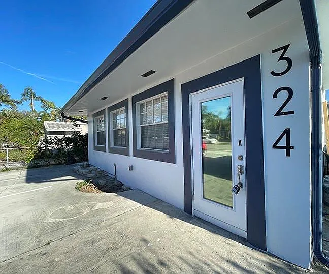 4 bed, 2.0 bath, 1847 sqft, $3,700 — Photo 1