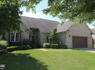 47409 Prescot Dr, Macomb, MI 48044