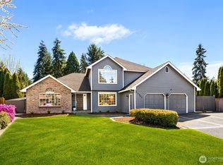 13723 SE 17th St, Bellevue, WA