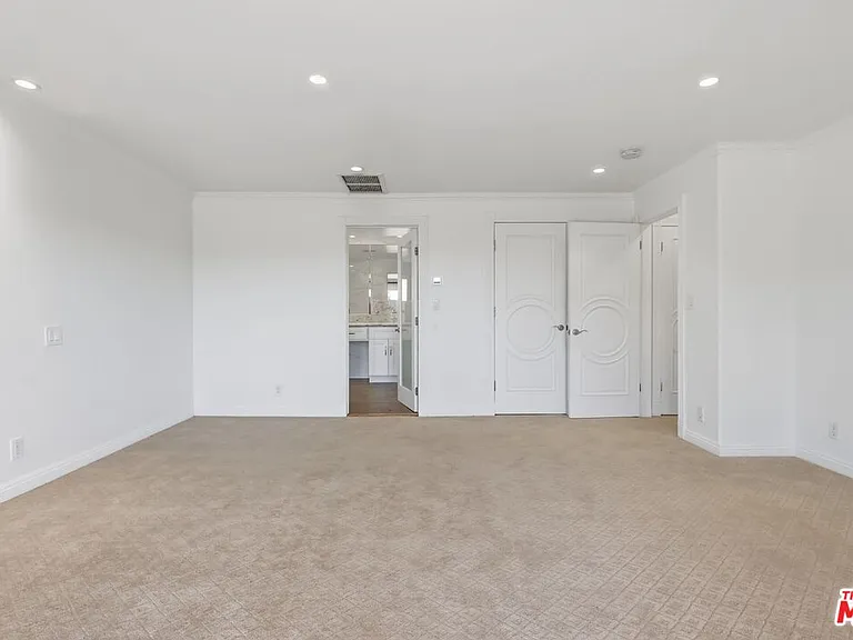 4613 Reforma Rd — Photo 46