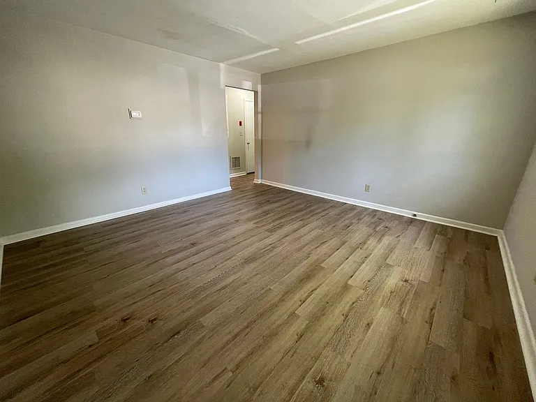 327 Lane #B — Photo 3