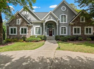 1513 Barrington Way Ct, Winston Salem, NC 27106