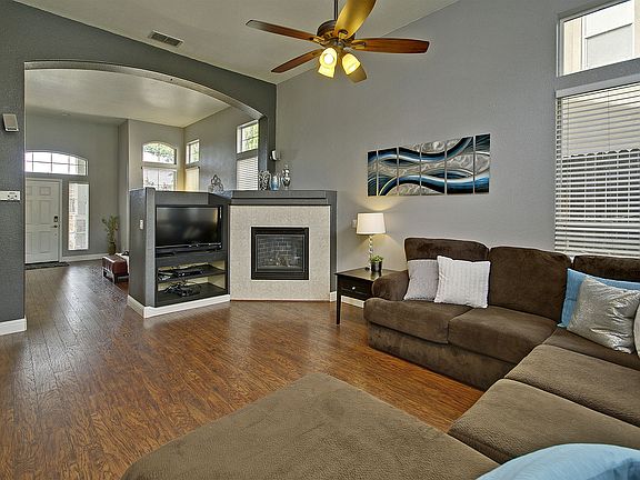 5th image of 1843 Bonhill Dr