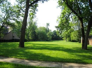 305 Oak St, Glen Ellyn, IL