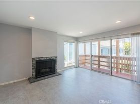 600 Monterey Blvd, Hermosa Beach, CA