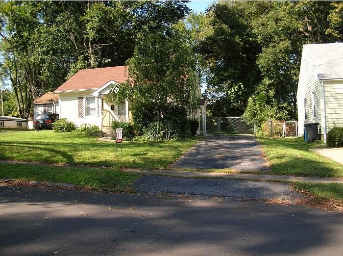 1st image of 2253 Wengler Ave