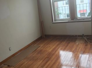 3161 44th St APT 2F, Astoria, NY 11103