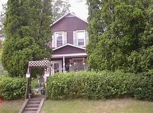 1192 Broadway St, Masury, OH 44438