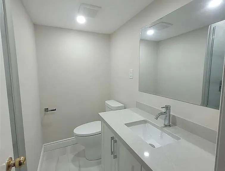 39 Candlebrook Cres — Photo 4