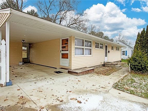 3rd image of 746 Northwestern Ave