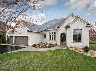 8248 Foxberry Dr, Savage, MN 55378