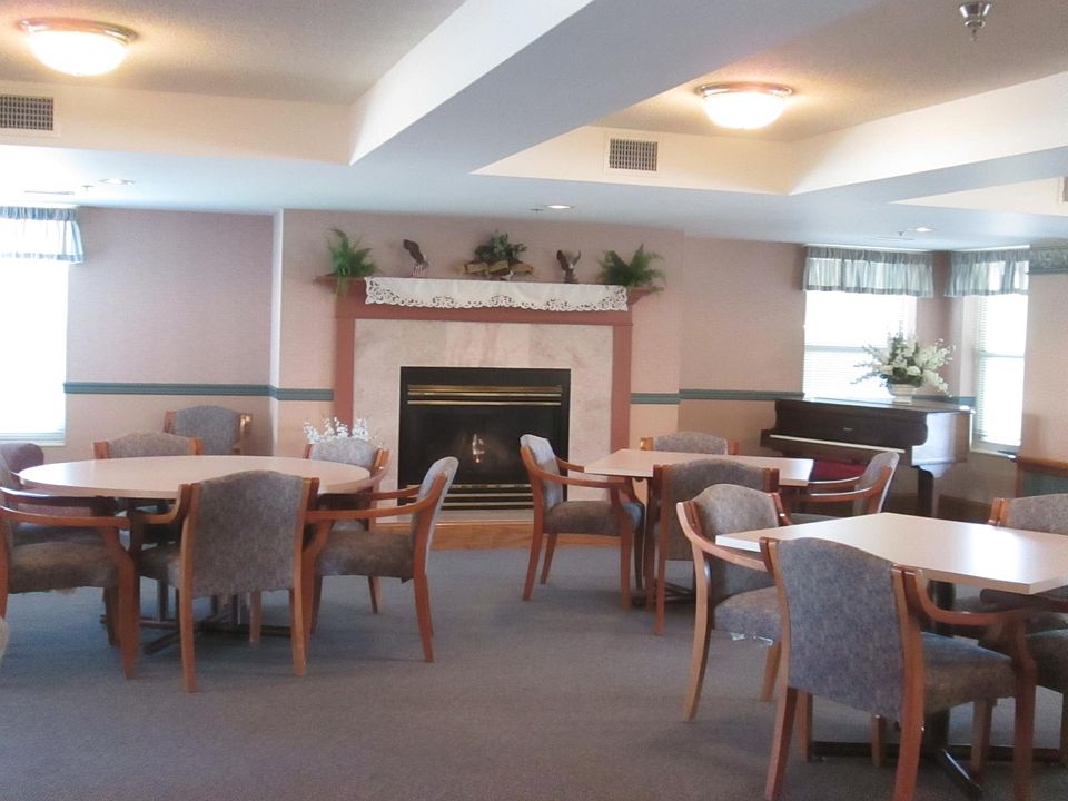 2nd image of 300 1st Ave NE APT 201