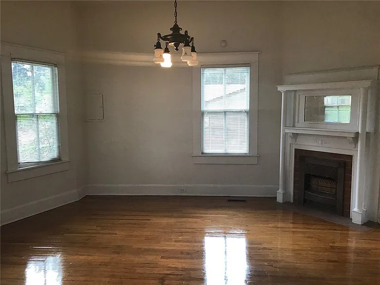 855 Savannah St — Photo 8