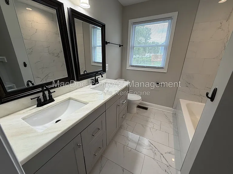 77 Lakeview Dr — Photo 23