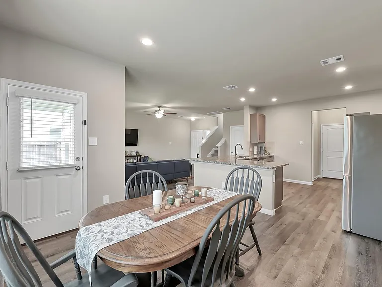 2717 Williams Grove Ct — Photo 17