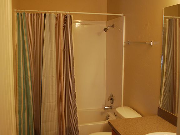 4th image of 1327 N Cattail Dr