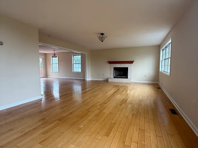 7 Chequeset Rd — Photo 6