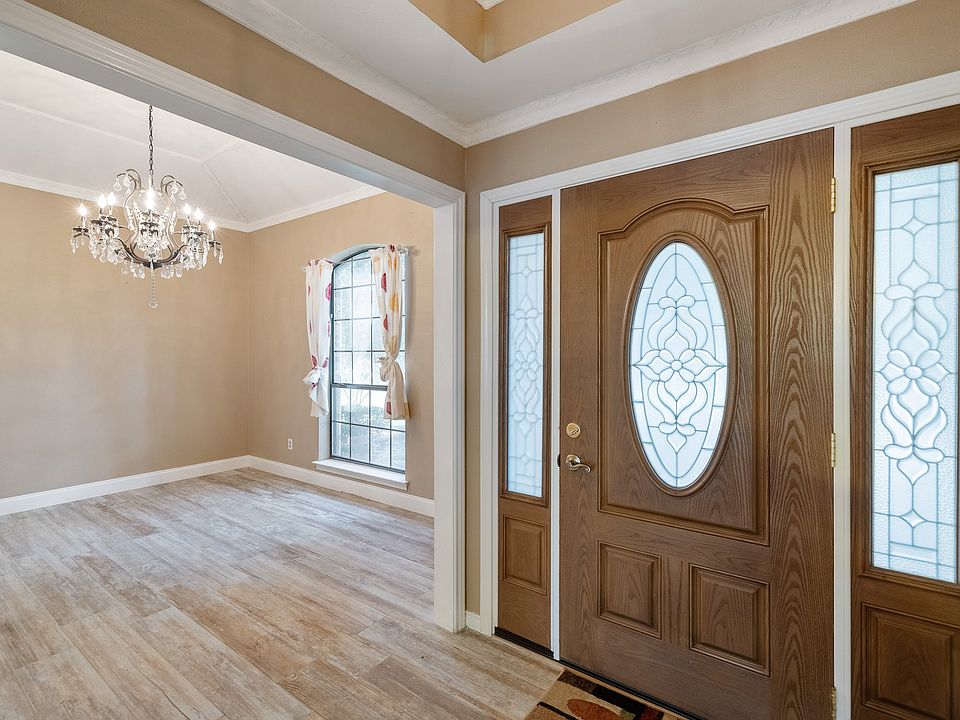 1st image of 1527 Estates Way