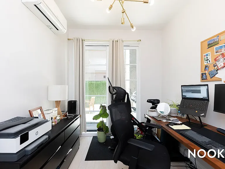 978 Kent Ave #1E — Photo 16