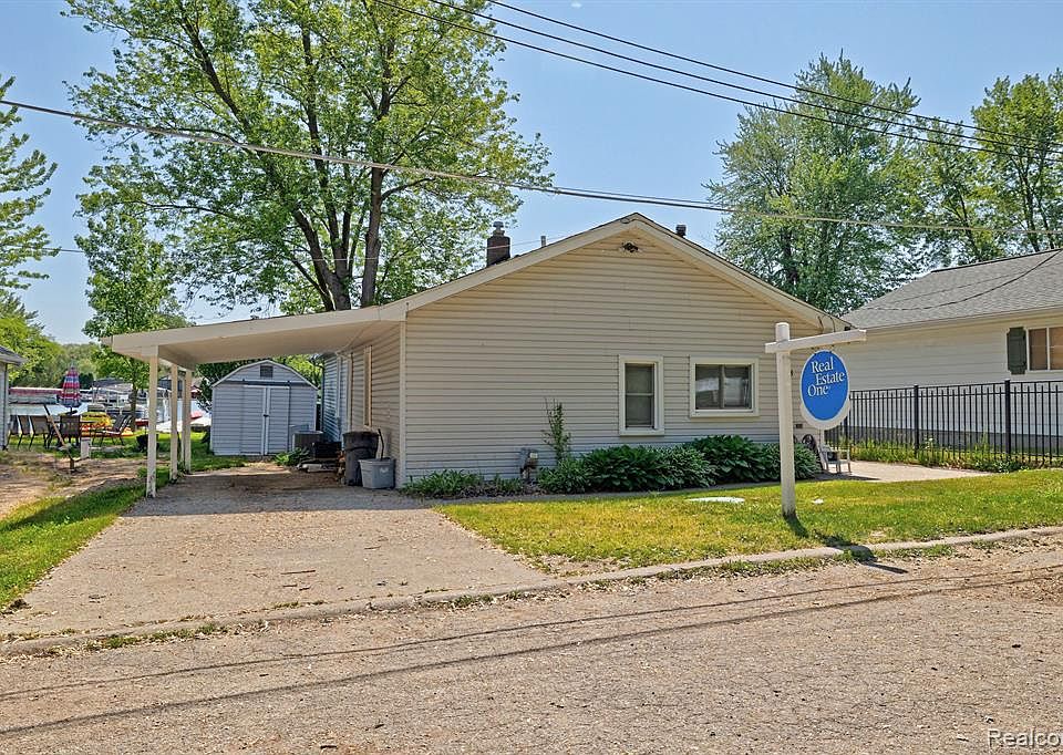 1853 Glenfield Rd, Ortonville, MI 48462 MLS 20230043818 Zillow