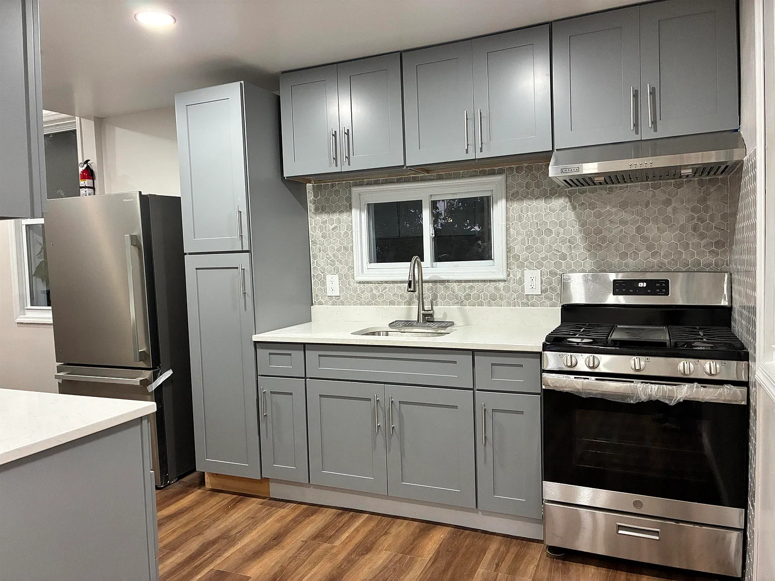 2 bed, 1.5 bath, 1000 sqft, $2,600 — Photo 2