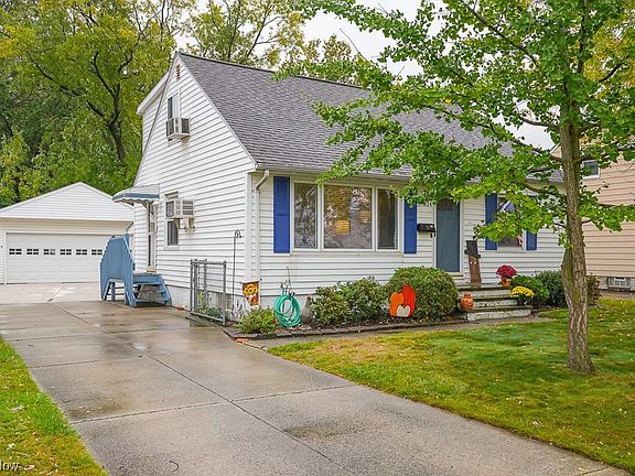 2nd image of 29824 Robert St
