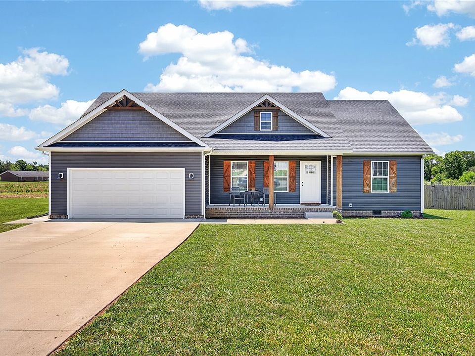1st image of 111 Willow Hill Ct