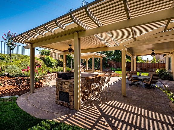 4th image of 2060 Stockman Cir
