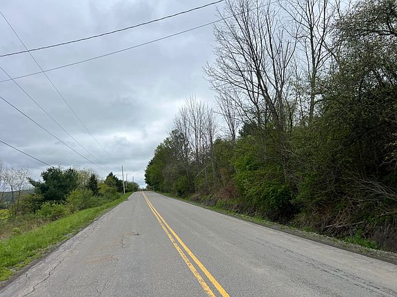 4th image of 7679 Highbridge Rd