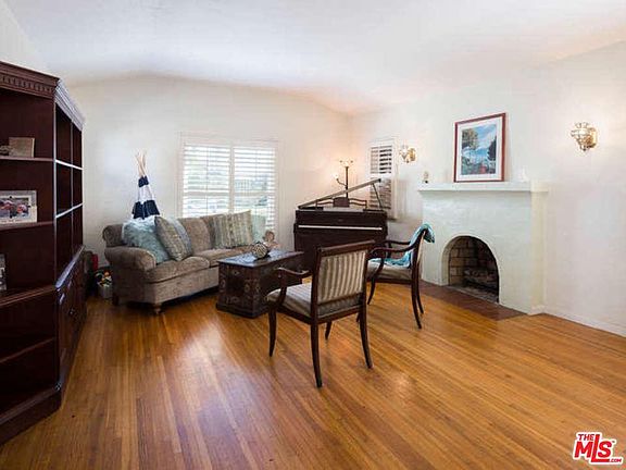 5th image of 9045 W 25th St