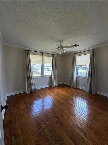 910 Toulouse St — Photo 11