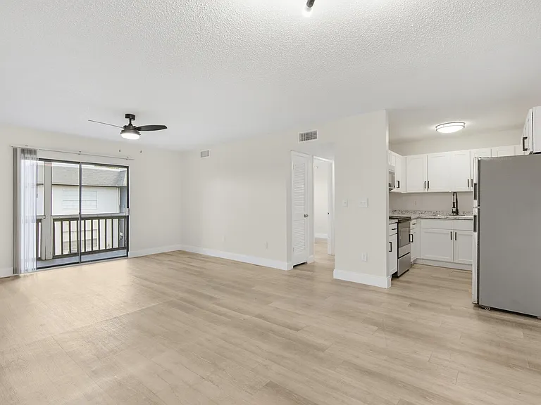 The Enclave at 3726 — Photo 14