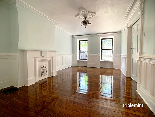 Rented by Triplemint | media 34