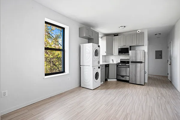 Rented by Compass | media 6