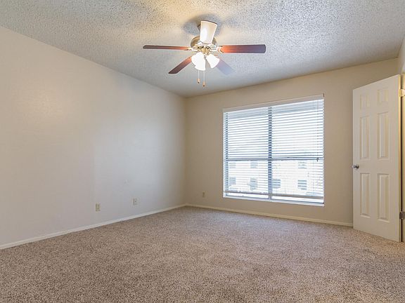 5th image of 1208 Sam Bass Cir #211