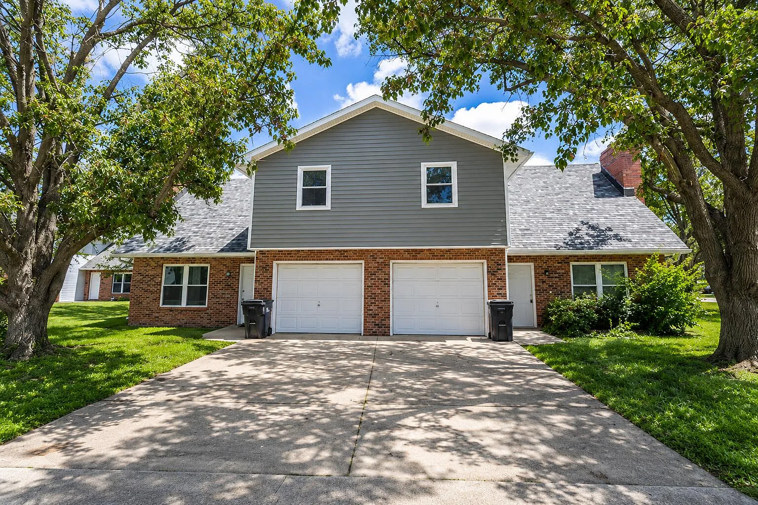 3 bed, 2.5 bath, 1446 sqft, $1,625 — Photo 1