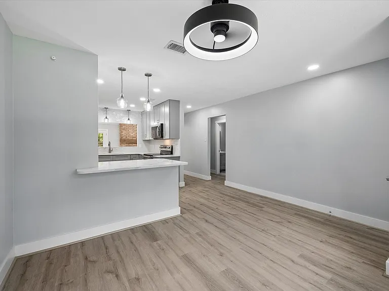 17 Oldstream Ct — Photo 11