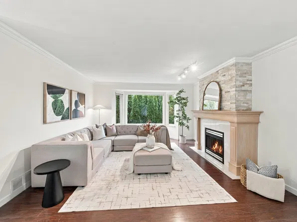 1535 Patricia Ave, Pt Coquitlam, BC V3B 2G4