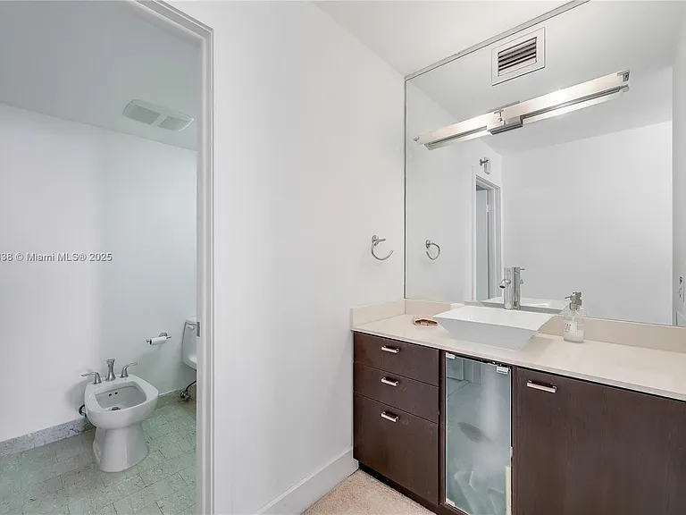 801 N Venetian Dr #903 — Photo 21