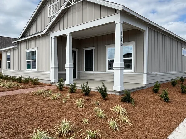 1080 Blazing Star St, Panama City, FL 32405