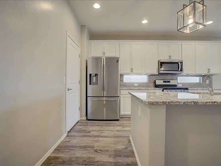 14266 E Hub Dr — Photo 5